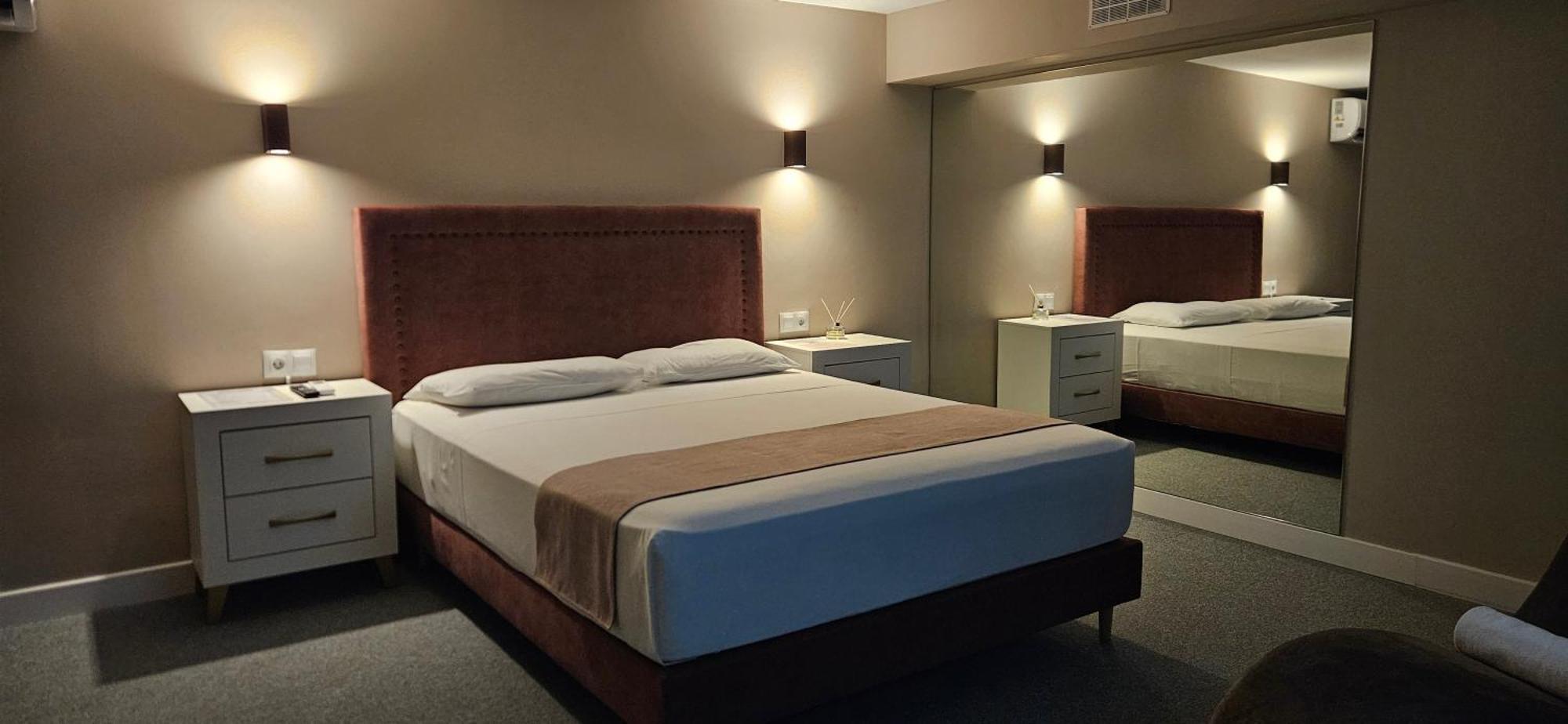 Rooms Luxury Madri Exterior foto