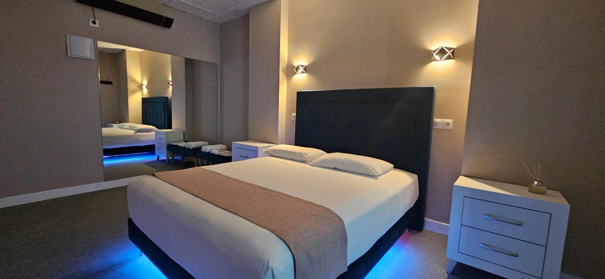 Rooms Luxury Madri Exterior foto
